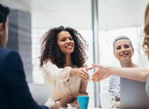 Mulheres na liderança das organizações estão mudando o universo corporativo para melhor