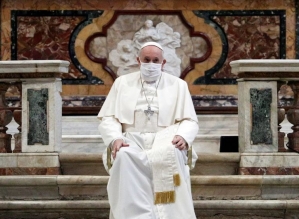 Papa revisa lei da Igreja Católica e amplia regras contra abuso sexual