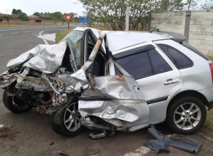 Acidente deixa duas pessoas mortas em São Manuel