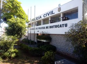 Polícia apreende adolescente suspeito de matar e enterrar idosa em vala improvisada em Botucatu