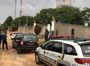 Festa com mais de 30 jovens é fechada pela GCM em Botucatu