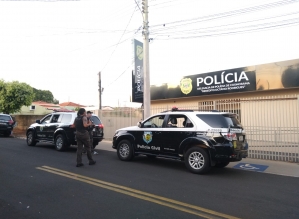 PC de Avaré prende três homens procurados por homicídio