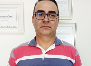 Zandoná é destaque em livro comemorativo dos 85 anos da Fecomerciários
