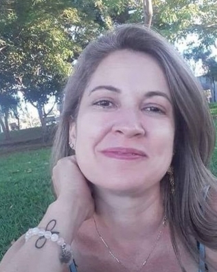 Mulher é encontrada morta pelo filho com 14 perfurações no corpo em Canitar
