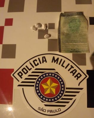 Traficante embriagado é preso pela PM