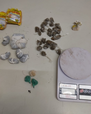 Polícia Militar prende 2 homens por tráfico de drogas em Avaré