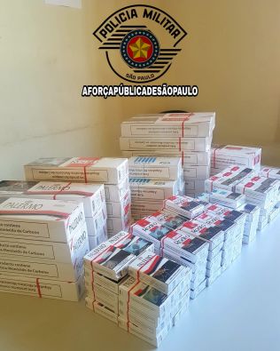 PM apreende  cigarros contrabandeados no centro de Avaré