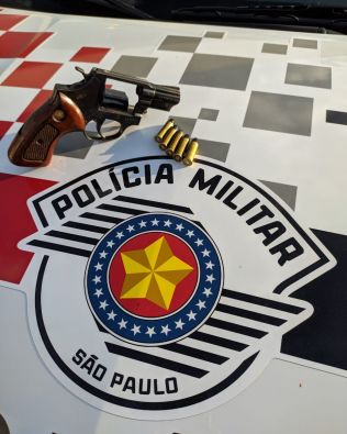 Jovem é preso ao portar revólver em Paranapanema