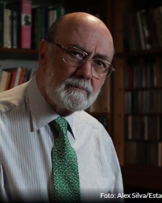 Brasil vive disputa de poder entre dois populistas sem projeto, diz Lamounier sobre Lula e Bolsonaro