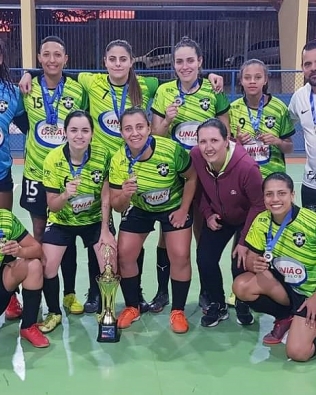 Avaré vence torneio de futsal feminino em Manduri