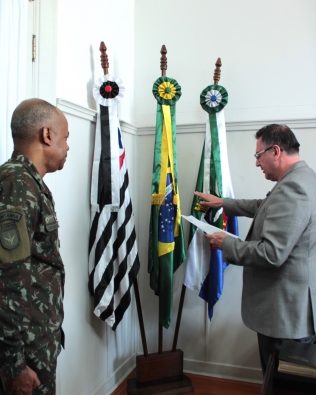 Roberto Araujo é empossado presidente da Junta de Serviço Militar de Avaré